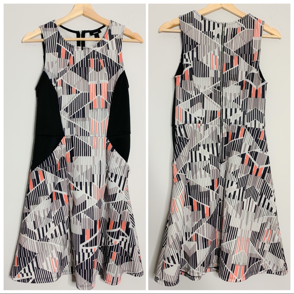 SALE‼️ | patterned skater dress | - Picture 1 of 8